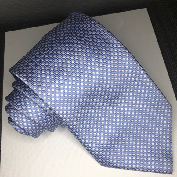 Tie - Picture 3 of 5